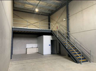 Showrooms / Bulky Goods commercial property leased at Unit 2/270 Turton Road New Lambton NSW 2305