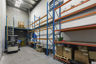 Factory, Warehouse & Industrial commercial property leased at 14/1378 Lytton Road Hemmant QLD 4174