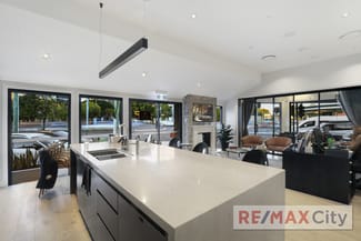 Medical / Consulting commercial property leased at 291 Shafston Avenue Kangaroo Point QLD 4169 Medical / Consulting commercial property leased at 291 Shafston Avenue Kangaroo Point QLD 4169