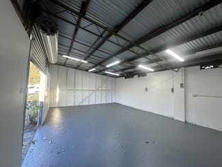 Showrooms / Bulky Goods commercial property leased at Unit 3/416 The Entrance Road Long Jetty NSW 2261