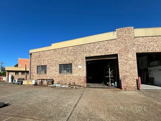 Factory, Warehouse & Industrial commercial property leased at Smithfield NSW 2164