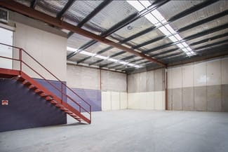 Factory, Warehouse & Industrial commercial property leased at 2/30 GROVES AVENUE Mulgrave NSW 2756