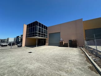 Factory, Warehouse & Industrial commercial property leased at 4/11-15 Freeman Street Campbellfield VIC 3061