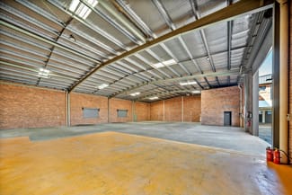 Factory, Warehouse & Industrial commercial property leased at 9 Anvil Road Seven Hills NSW 2147