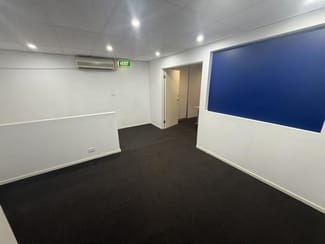 Factory, Warehouse & Industrial commercial property leased at Unit 4A/56 Heffernan Street Mitchell ACT 2911