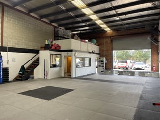 Factory, Warehouse & Industrial commercial property leased at 2/6 Anderson Place South Windsor NSW 2756
