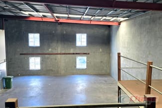 Factory, Warehouse & Industrial commercial property for lease at 3/477 Tufnell Road Banyo QLD 4014