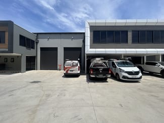Factory, Warehouse & Industrial commercial property leased at Unit 17/62 Turner Road Smeaton Grange NSW 2567