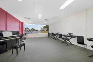 Shop & Retail commercial property leased at Level 2/10 Hamilton Place Mount Waverley VIC 3149
