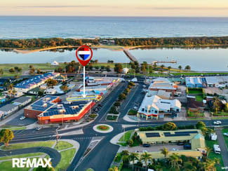 Shop & Retail commercial property for lease at 26 Myer Street (Funky Monkey Cafe) Lakes Entrance VIC 3909