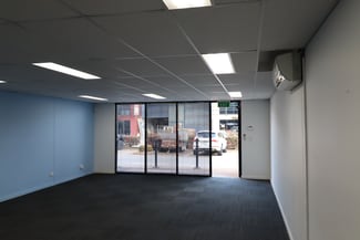 Factory, Warehouse & Industrial commercial property leased at 5/1-5 Gardner Court Wilsonton QLD 4350