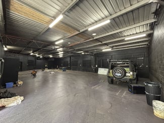 Factory, Warehouse & Industrial commercial property for lease at Kamholtz Court Molendinar QLD 4214