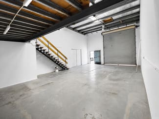 Factory, Warehouse & Industrial commercial property for lease at Currumbin Waters QLD 4223 Factory, Warehouse & Industrial commercial property for lease at Currumbin Waters QLD 4223