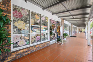 Shop & Retail commercial property for lease at 9/5-7 Tallebudgera Creek Road Burleigh Heads QLD 4220 Shop & Retail commercial property for lease at 9/5-7 Tallebudgera Creek Road Burleigh Heads QLD 4220