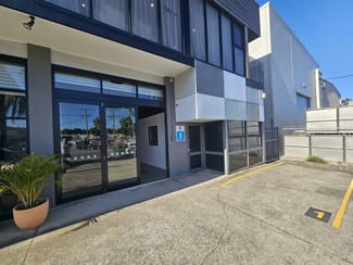 Offices commercial property for lease at Currumbin Waters QLD 4223 Offices commercial property for lease at Currumbin Waters QLD 4223