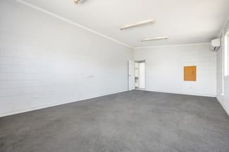 Factory, Warehouse & Industrial commercial property for lease at 2/64 Marjorie Street Pinelands NT 0829