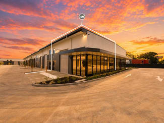 Showrooms / Bulky Goods commercial property for lease at B 22/17 Middle Road Hillcrest QLD 4118