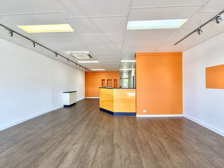 Offices commercial property for lease at 4/400 Shute Harbour Road Airlie Beach QLD 4802 Offices commercial property for lease at 4/400 Shute Harbour Road Airlie Beach QLD 4802