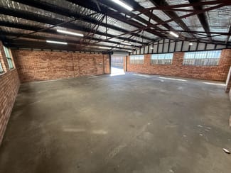 Factory, Warehouse & Industrial commercial property for lease at Peakhurst NSW 2210