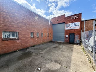 Showrooms / Bulky Goods commercial property for lease at Warehouse & Office/20 Regent Crescent Moorebank NSW 2170 Showrooms / Bulky Goods commercial property for lease at Warehouse & Office/20 Regent Crescent Moorebank NSW 2170