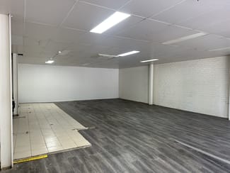 Shop & Retail commercial property for lease at 5B(a) Young Street Southport QLD 4215 Shop & Retail commercial property for lease at 5B(a) Young Street Southport QLD 4215