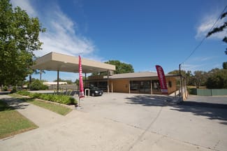 Shop & Retail commercial property sold at 481 Urana Road Lavington NSW 2641