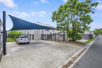Offices commercial property sold at 209-211 Draper Street Parramatta Park QLD 4870