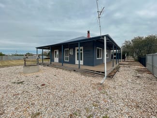 Other commercial property sold at 7 Bombarderi Lane Swan Hill VIC 3585 Other commercial property sold at 7 Bombarderi Lane Swan Hill VIC 3585
