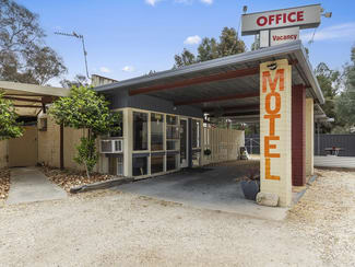 Hotel, Motel, Pub & Leisure commercial property sold at 20 Emily Street Seymour VIC 3660