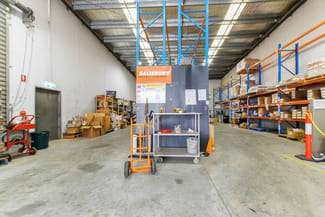 Factory, Warehouse & Industrial commercial property sold at Unit 4/433-435 Hammond Road Dandenong South VIC 3175