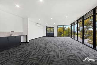 Shop & Retail commercial property for sale at 2,4/88 Cranwell Street Braybrook VIC 3019