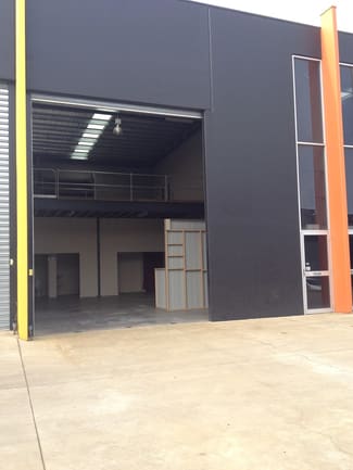 Factory, Warehouse & Industrial commercial property leased at 19/4 Weddel Court Laverton VIC 3028