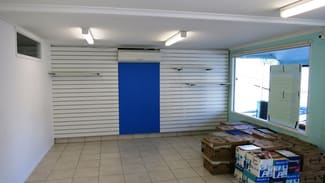 Factory, Warehouse & Industrial commercial property leased at Spring Hill QLD 4000