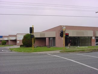 Showrooms / Bulky Goods commercial property leased at 270 Lower Dandenong Road Mordialloc VIC 3195