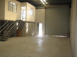 Factory, Warehouse & Industrial commercial property leased at 4-6 Barry Road Chipping Norton NSW 2170