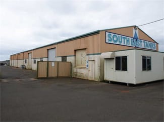 Factory, Warehouse & Industrial commercial property leased at 15 Enterprise Street Toowoomba City QLD 4350