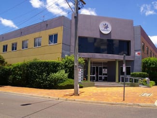 Offices commercial property leased at 1/162 Hume Street Toowoomba City QLD 4350