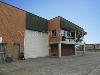 Factory, Warehouse & Industrial commercial property leased at Unit 1//22 Airds Road Minto NSW 2566