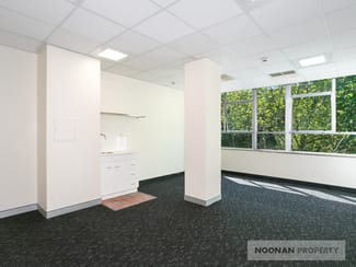 Medical / Consulting commercial property leased at 229 Macquarie Street Sydney NSW 2000