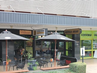 Shop & Retail commercial property leased at 17 & 18/461 Ruthven Street Toowoomba City QLD 4350