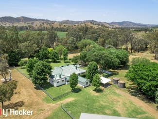 Rural / Farming commercial property sold at 718 Namoi River Road Manilla NSW 2346