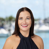 Claudia  Woods 