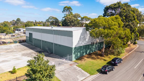 33 Kevin Avenue, Ferntree Gully VIC