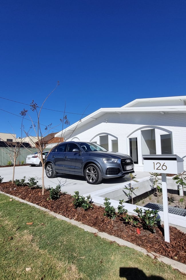 126 Ashmore Rd Benowa QLD 4217