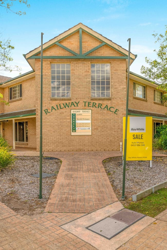8/33-35 Meroo Street Bomaderry NSW 2541