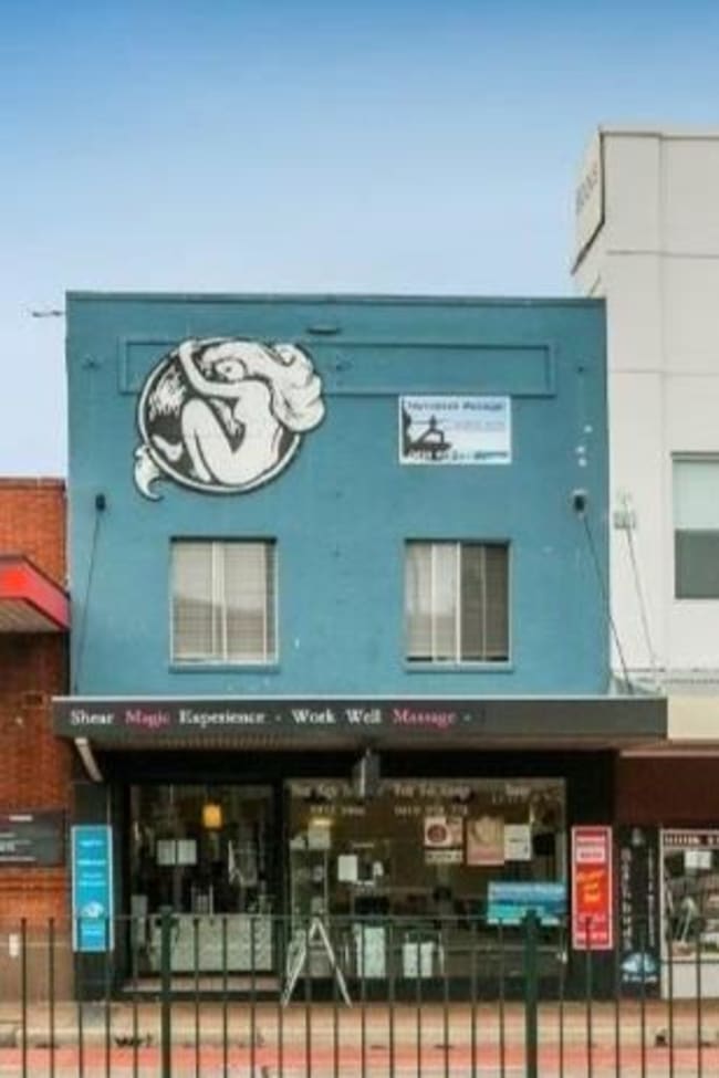 Whole Building/1342 Pittwater Road Narrabeen NSW 2101