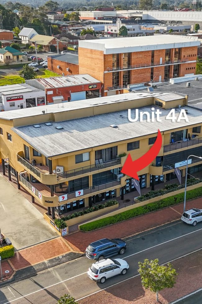 4A 227 Victoria Street Taree NSW 2430