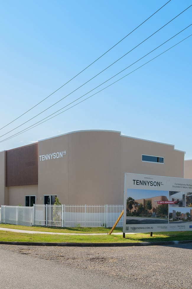 55 Lofter Street Tennyson QLD 4105 55 Lofter Street Tennyson QLD 4105