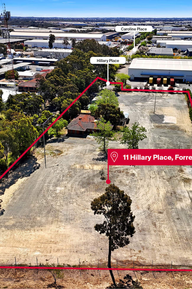 11 Hillary Place Forrestfield WA 6058