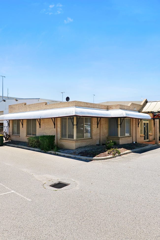 20 Sorbonne Crescent Canning Vale WA 6155
